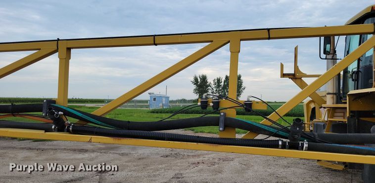 image for item EA2522 1999 TerraGator 8103 sprayer