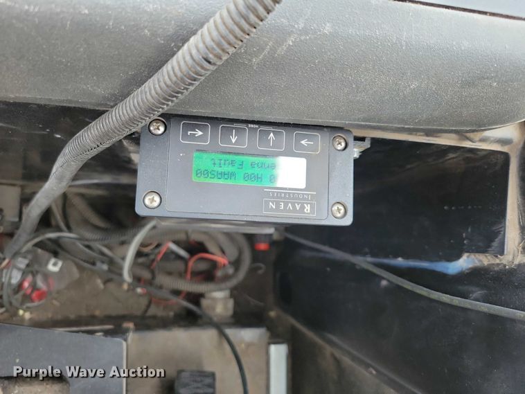 image for item EA2522 1999 TerraGator 8103 sprayer