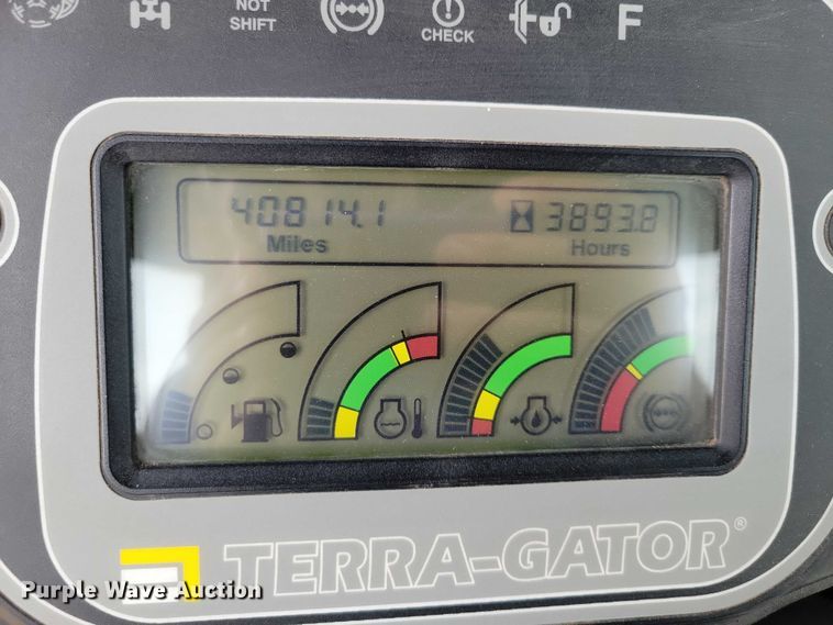 image for item EA2522 1999 TerraGator 8103 sprayer