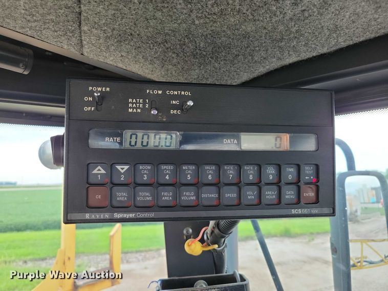 image for item EA2522 1999 TerraGator 8103 sprayer