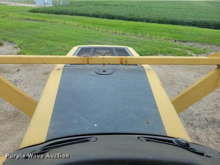 image for item EA2522 1999 TerraGator 8103 sprayer