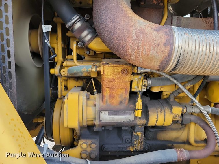 image for item EA2522 1999 TerraGator 8103 sprayer