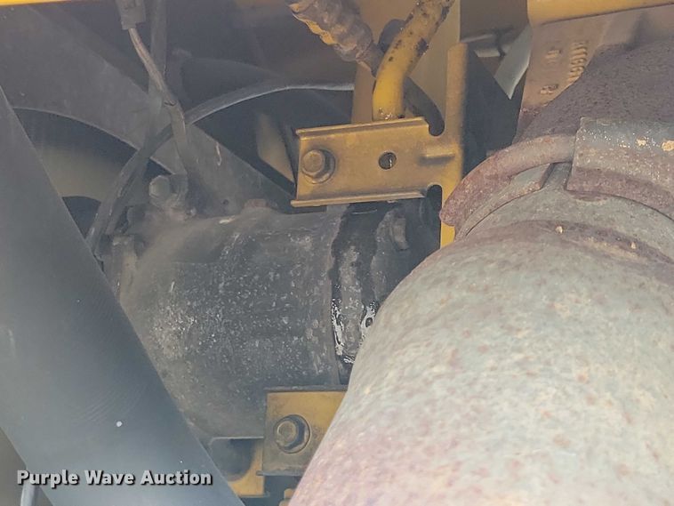 image for item EA2522 1999 TerraGator 8103 sprayer