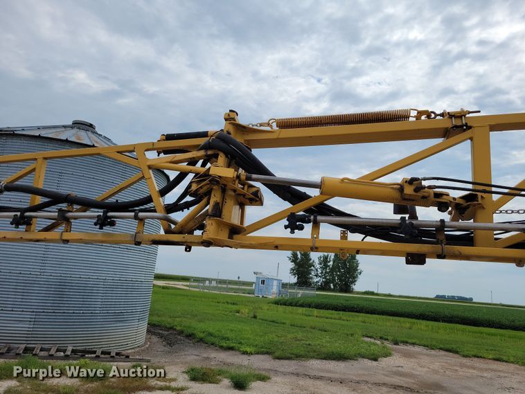 image for item EA2523 2013 RoGator RG1100 sprayer