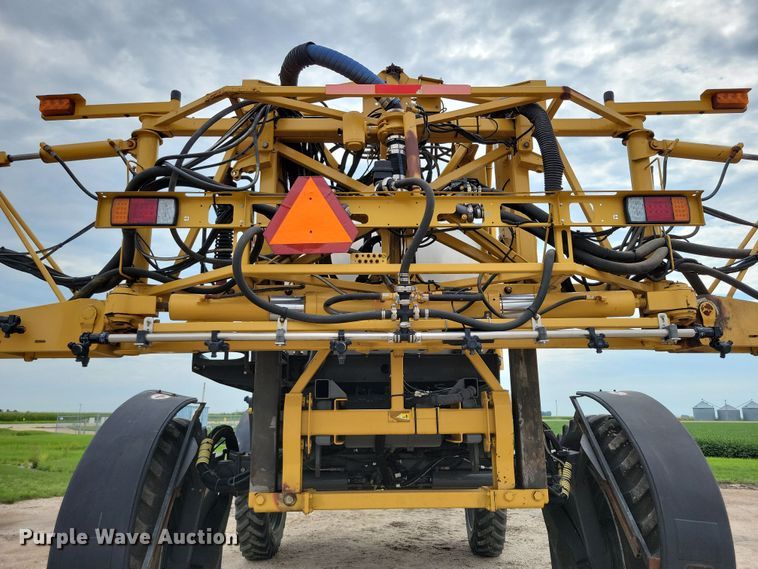 image for item EA2523 2013 RoGator RG1100 sprayer