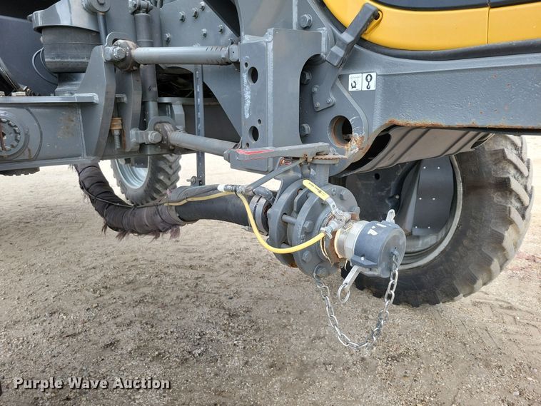 image for item EA2523 2013 RoGator RG1100 sprayer