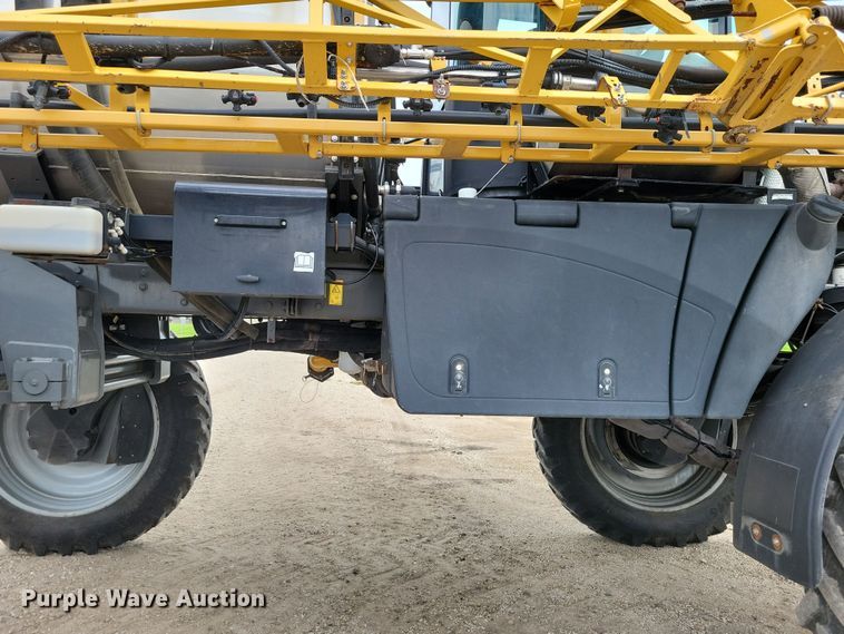image for item EA2523 2013 RoGator RG1100 sprayer