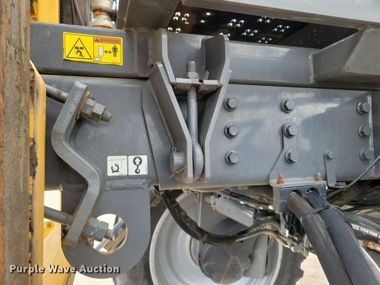 image for item EA2523 2013 RoGator RG1100 sprayer