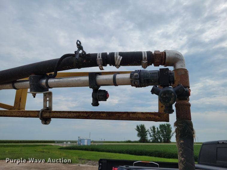 image for item EA2523 2013 RoGator RG1100 sprayer