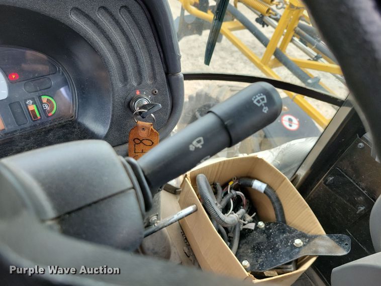 image for item EA2523 2013 RoGator RG1100 sprayer