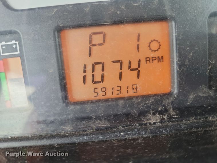 image for item EA2523 2013 RoGator RG1100 sprayer