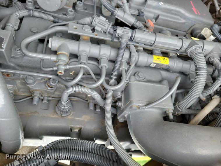 image for item EA2523 2013 RoGator RG1100 sprayer