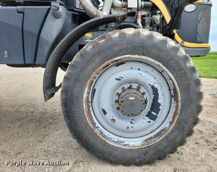 image for item EA2523 2013 RoGator RG1100 sprayer