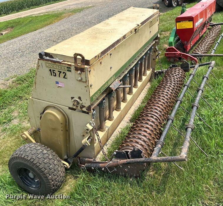 image for item EB2879 Land Pride seeder