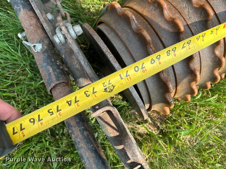 image for item EB2879 Land Pride seeder