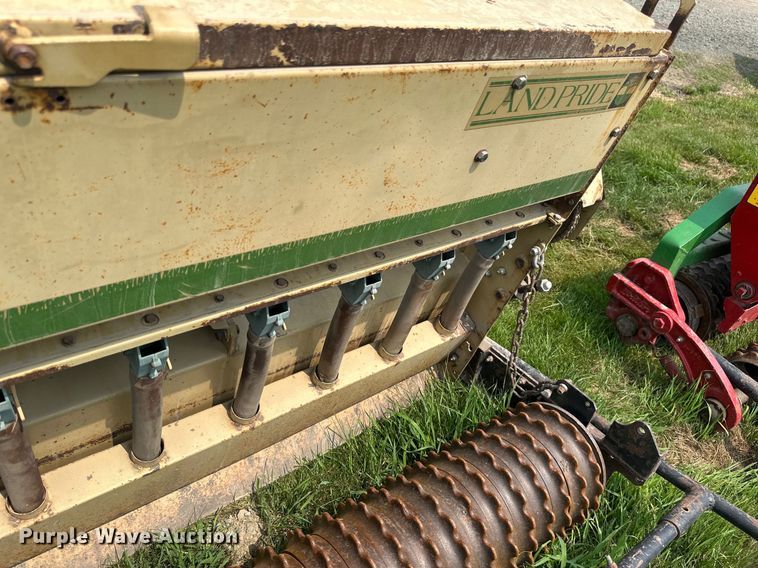 image for item EB2879 Land Pride seeder