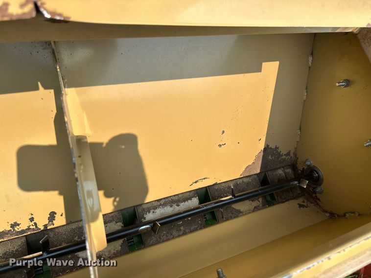 image for item EB2879 Land Pride seeder