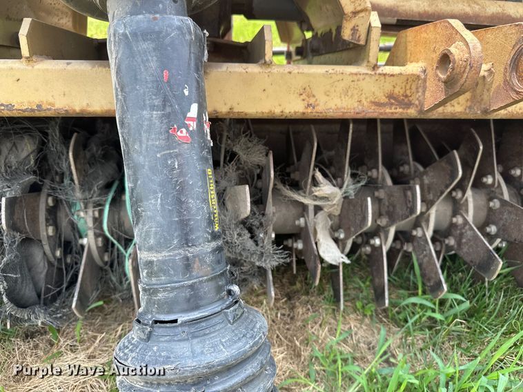 image for item EB2879 Land Pride seeder