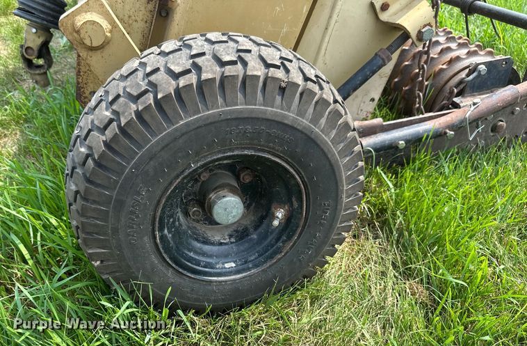 image for item EB2879 Land Pride seeder