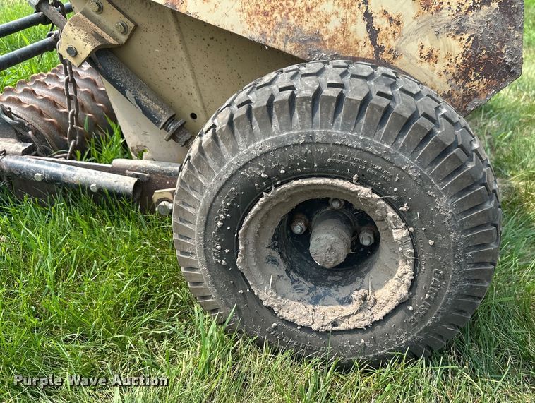 image for item EB2879 Land Pride seeder