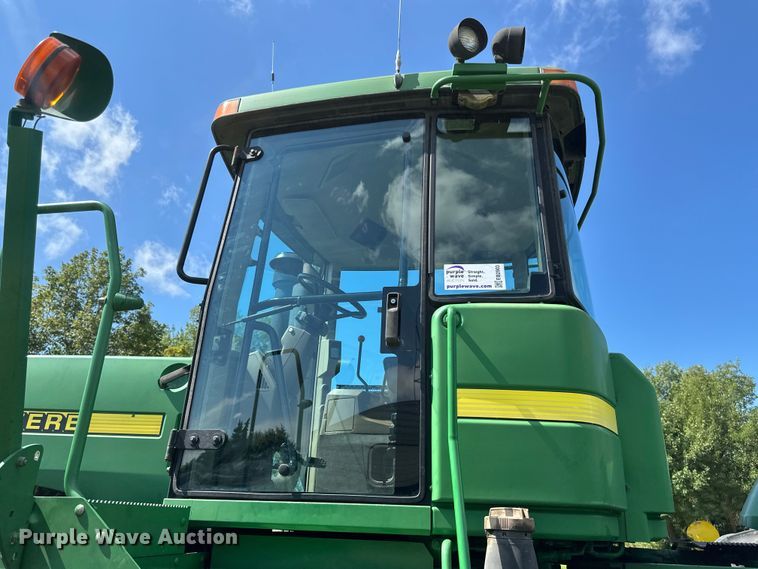 image for item EB2903 1997 John Deere 9300 4WD tractor