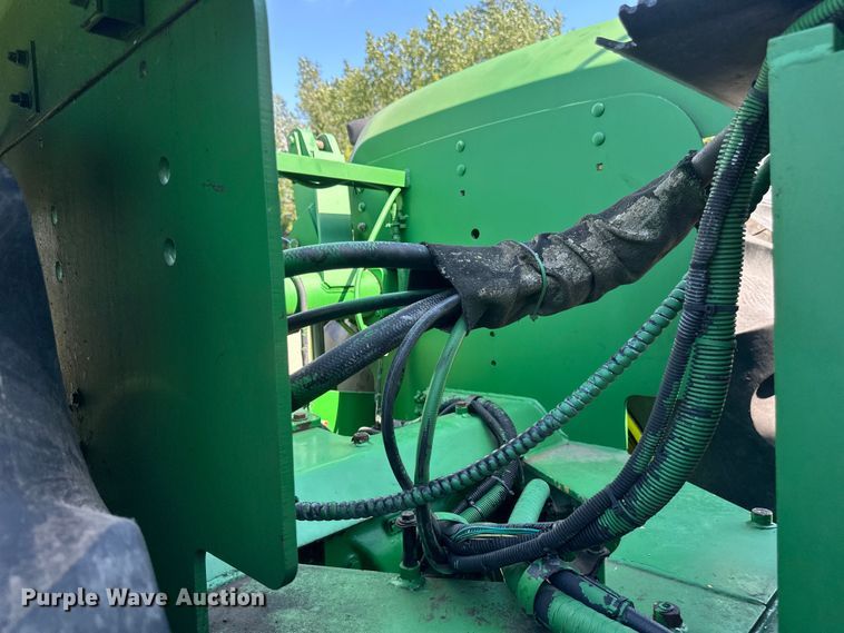 image for item EB2903 1997 John Deere 9300 4WD tractor