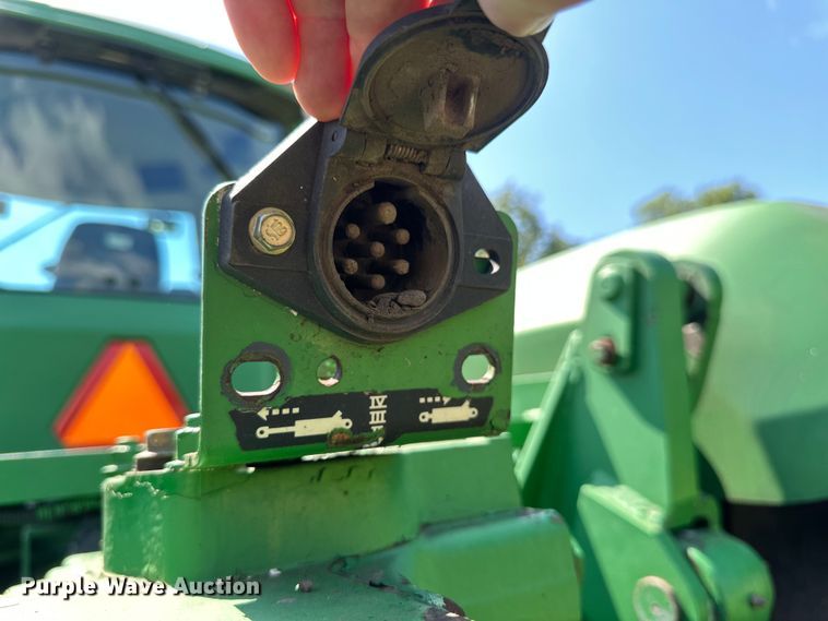 image for item EB2903 1997 John Deere 9300 4WD tractor