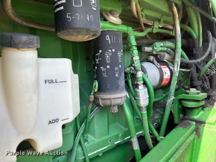 image for item EB2903 1997 John Deere 9300 4WD tractor