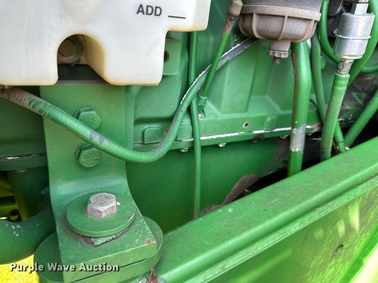 image for item EB2903 1997 John Deere 9300 4WD tractor