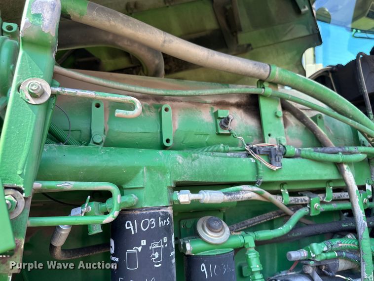 image for item EB2903 1997 John Deere 9300 4WD tractor