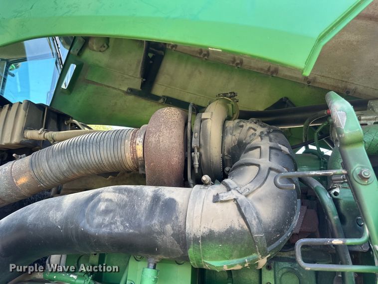 image for item EB2903 1997 John Deere 9300 4WD tractor