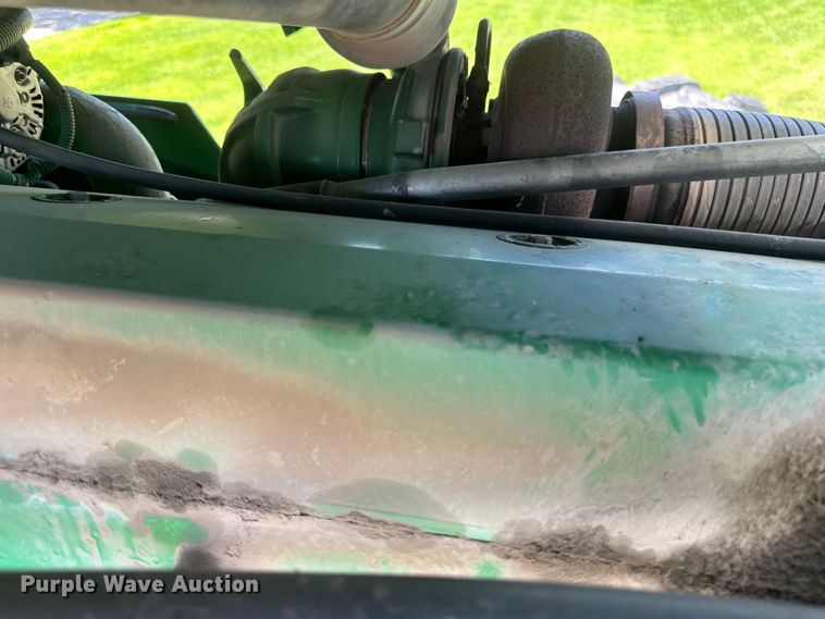 image for item EB2903 1997 John Deere 9300 4WD tractor