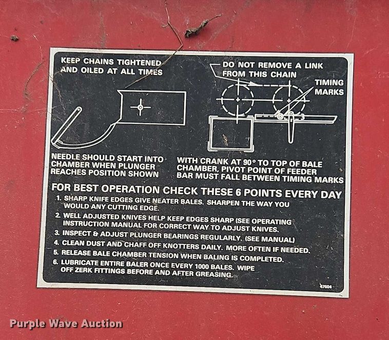 image for item EB8236 New Holland 565 small square baler