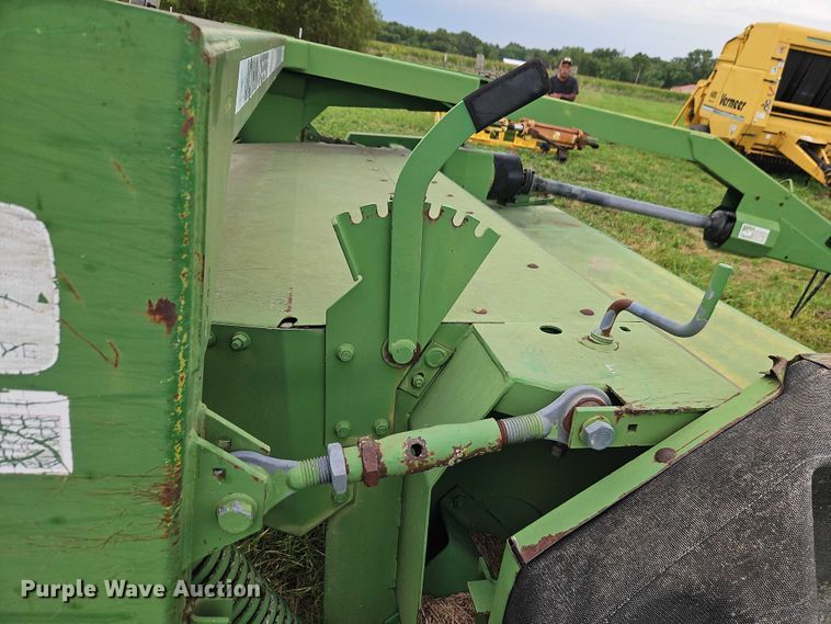 image for item EB8237 John Deere 1360 windrower