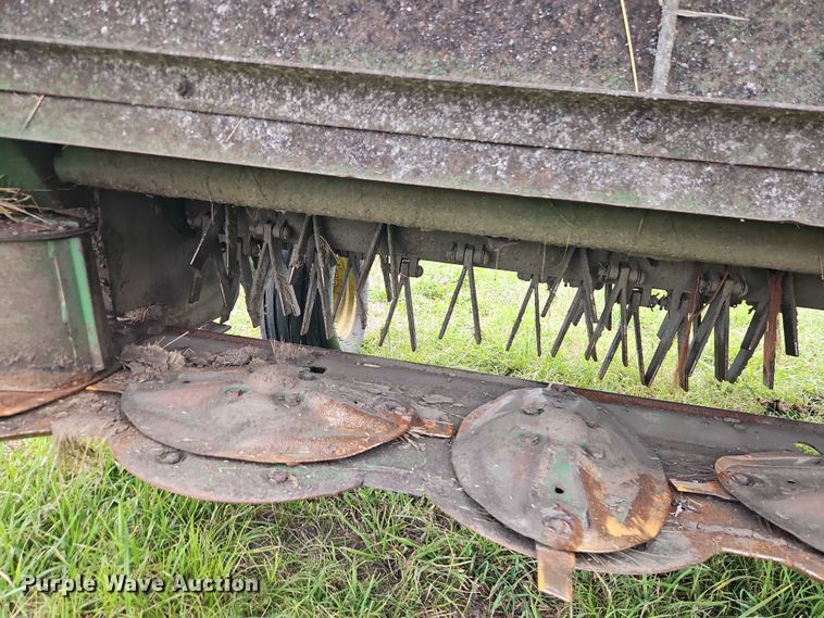 image for item EB8237 John Deere 1360 windrower