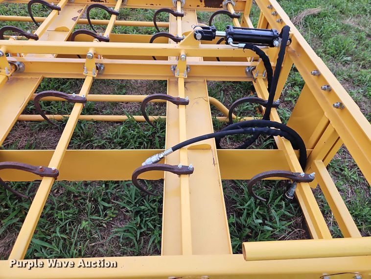 image for item EB8238 2023 LandHonor HAG-12-24Q skid steer bale accumulator grapple