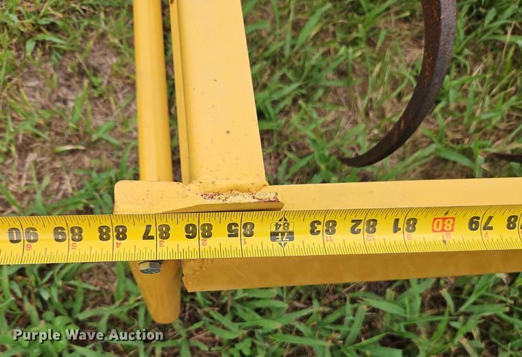 image for item EB8238 2023 LandHonor HAG-12-24Q skid steer bale accumulator grapple