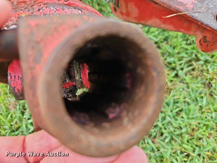 image for item EB8248 New Holland 354 feed grinder/mixer