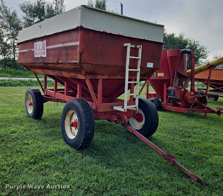 image for item EB8249 Westendorf gravity wagon