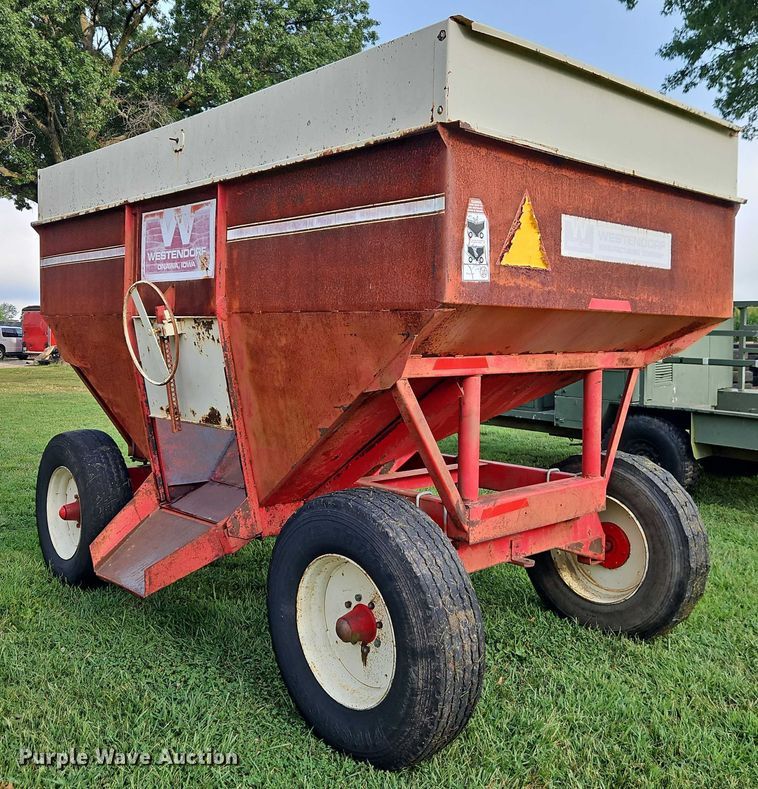 image for item EB8249 Westendorf gravity wagon