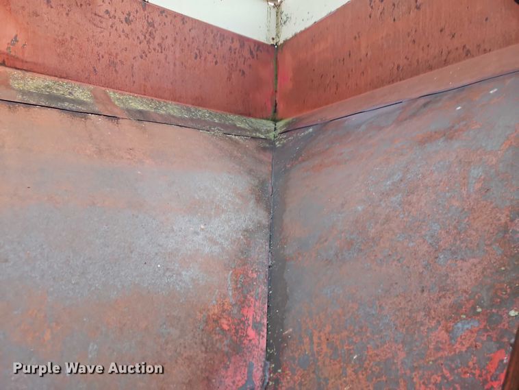 image for item EB8249 Westendorf gravity wagon