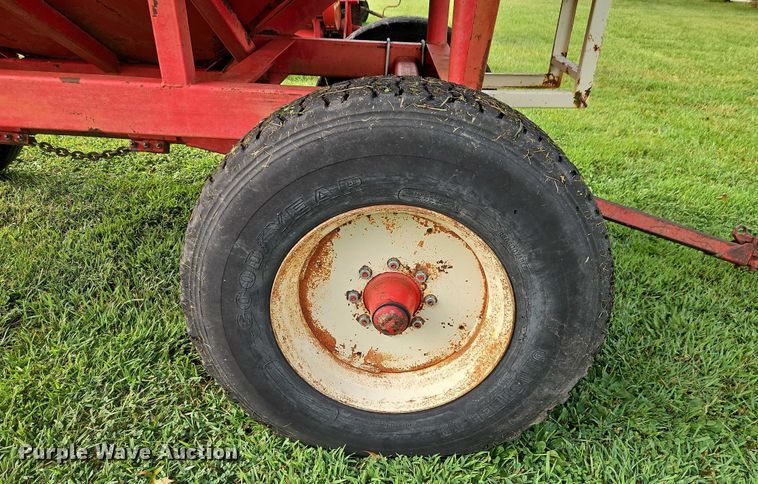 image for item EB8249 Westendorf gravity wagon