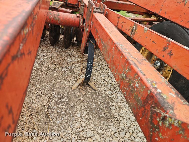 image for item EB8253 Kewanee 1010 double off-set disk