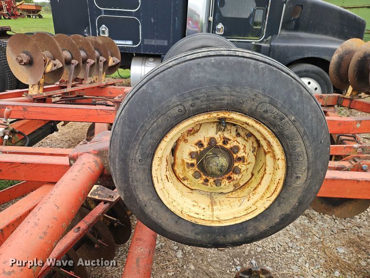 image for item EB8253 Kewanee 1010 double off-set disk