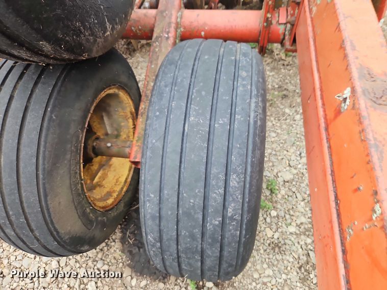 image for item EB8253 Kewanee 1010 double off-set disk