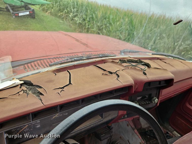 image for item EB8254 1980 Ford grain truck