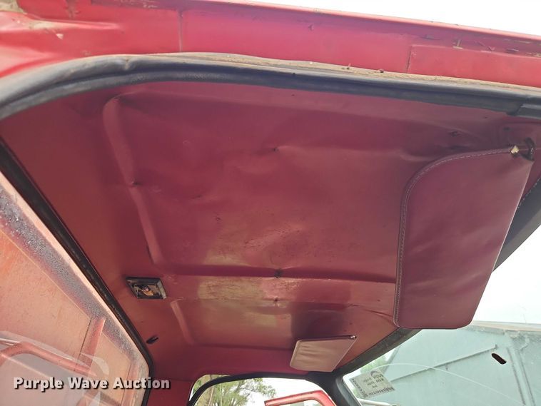 image for item EB8254 1980 Ford grain truck