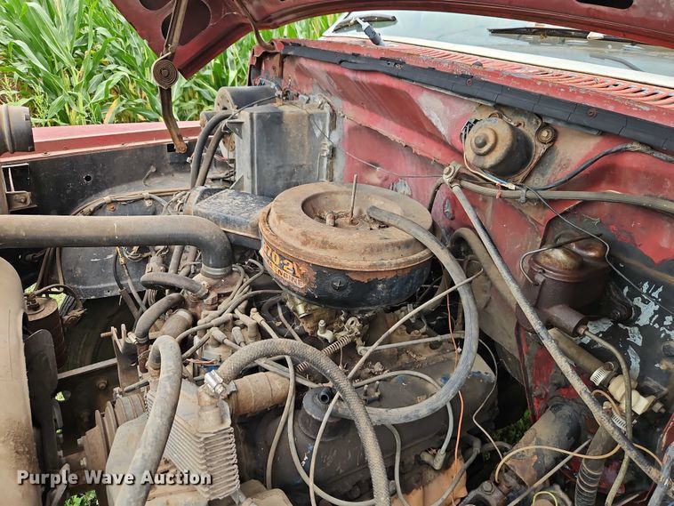image for item EB8254 1980 Ford grain truck