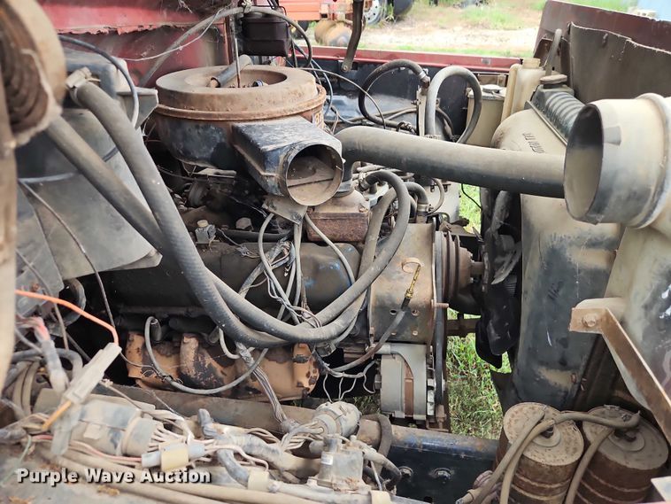 image for item EB8254 1980 Ford grain truck