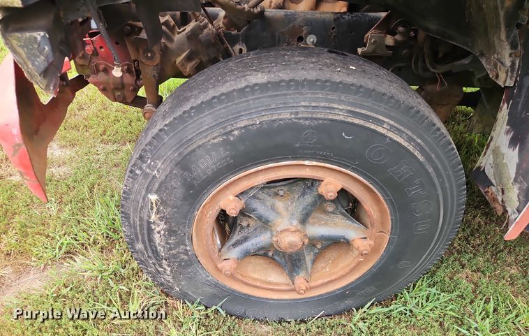 image for item EB8254 1980 Ford grain truck